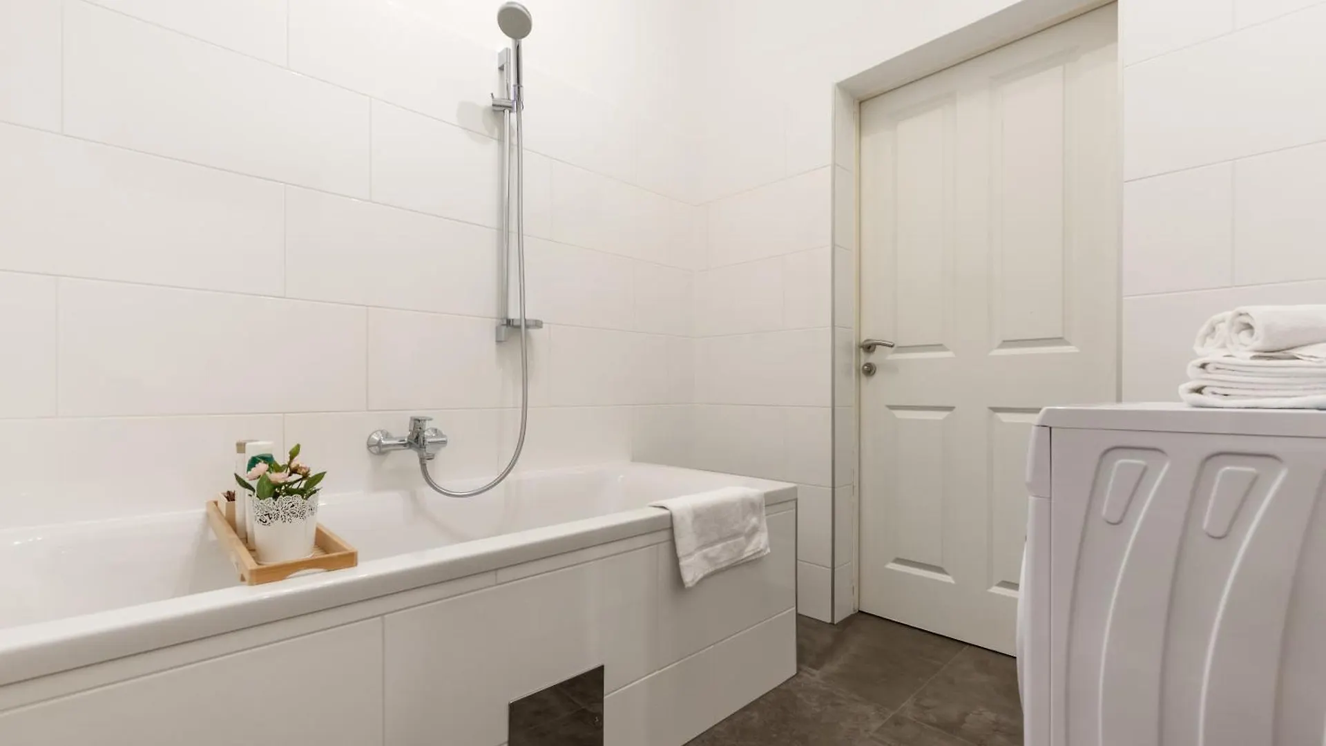 Appartement Zentrale Lage Mit Direkter Anbindung Ans Zentrum à Vienne